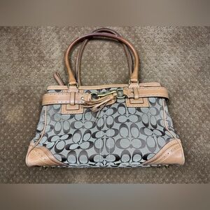 Coach Hampton signature satchel
